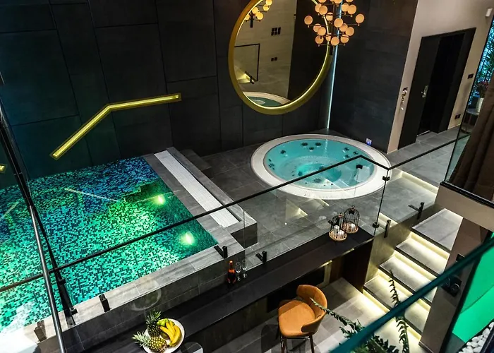 Marconio Wellness Private Pool & Spa - City Center
